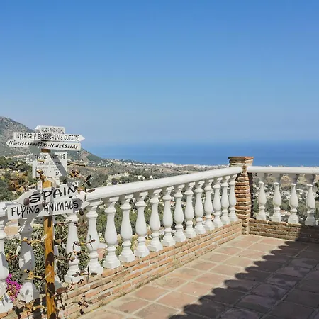 Cubo's La Santa Maria Pool & Sea View Apartment