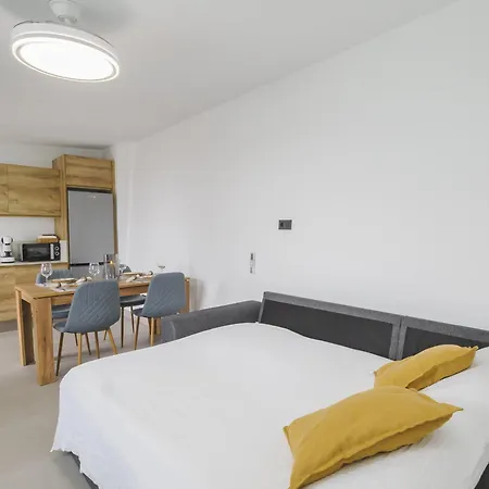 Cubo's La Santa Maria Pool & Sea View Apartment *