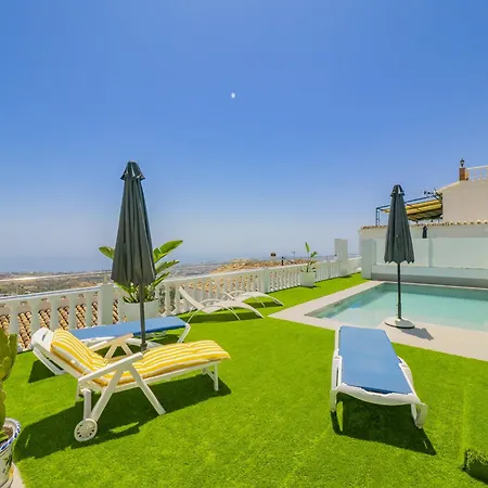아파트 Cubo's La Santa Maria Pool & Sea View